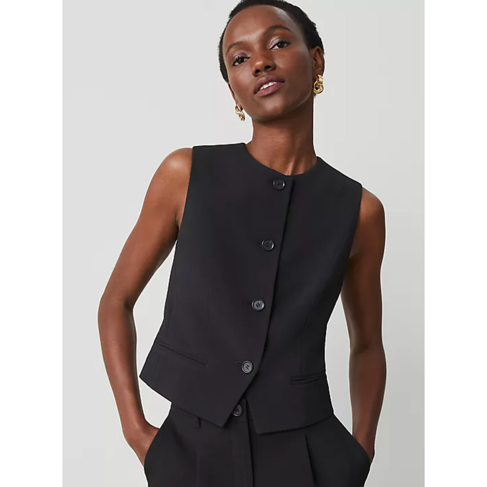 NEW ANN TAYLOR BLACK FLUID CREPE CROPPED VEST SZ 4